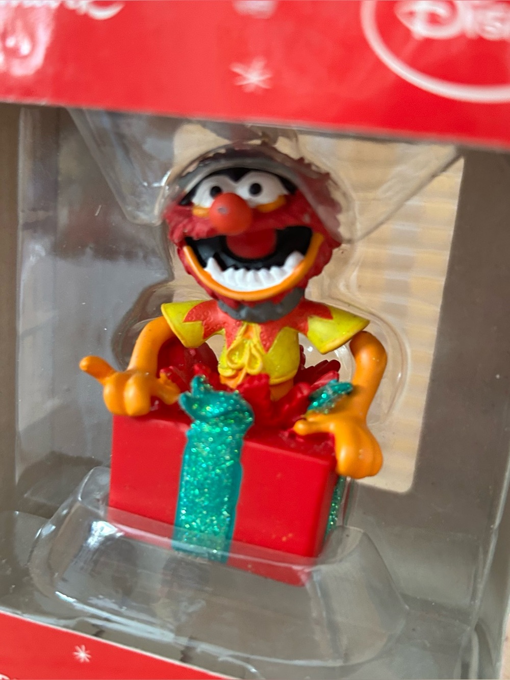 HALLMARK THE MUPPETS “ANIMAL’S CHRISTMAS PRESENT” ORNAMENT